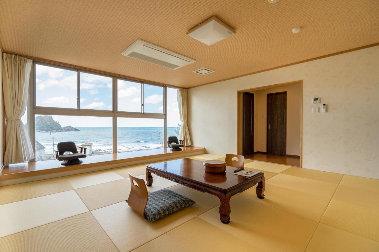 Hotel Sun Resort Shonai Tsuruoka Quarto foto